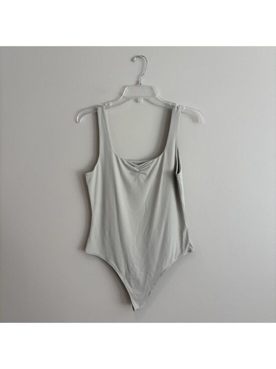 House of Harlow 1960 Tops - House of Harlow 1960 Gray Sleeveless Bodysuit Size L